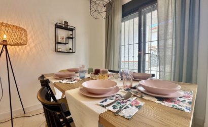 Reventa - Adosado -
San Miguel de Salinas