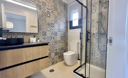 Reventa - Adosado -
San Miguel de Salinas