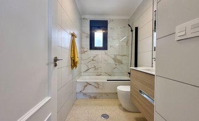 Reventa - Adosado -
San Miguel de Salinas