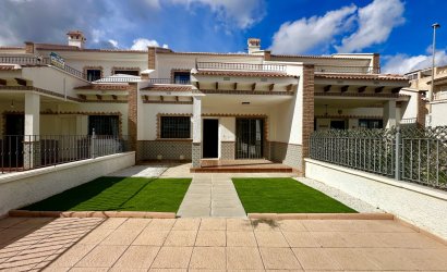 Reventa - Adosado -
San Miguel de Salinas