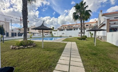 Reventa - Adosado -
San Miguel de Salinas