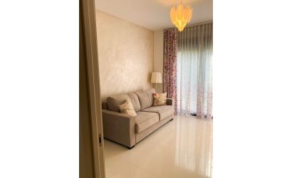 Herverkoop - Villa -
Orihuela Costa - Campoamor