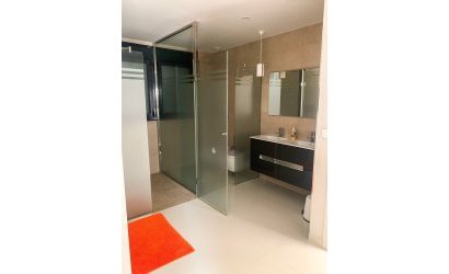 Herverkoop - Villa -
Orihuela Costa - Campoamor