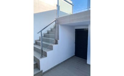 Herverkoop - Villa -
Orihuela Costa - Campoamor