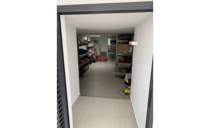 Herverkoop - Villa -
Orihuela Costa - Campoamor