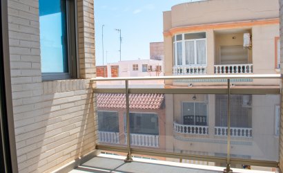 Herverkoop - Apartment -
Guardamar del Segura - Center