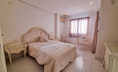 Herverkoop - Herenhuis -
Santa Pola - Playa del Este