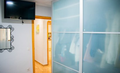 Herverkoop - Herenhuis -
Torrevieja - La Siesta