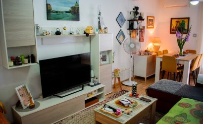 Herverkoop - Herenhuis -
Torrevieja - La Siesta