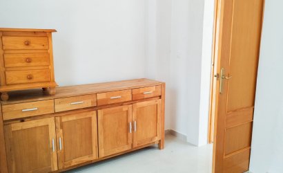 Herverkoop - Herenhuis -
Torrevieja - La Siesta