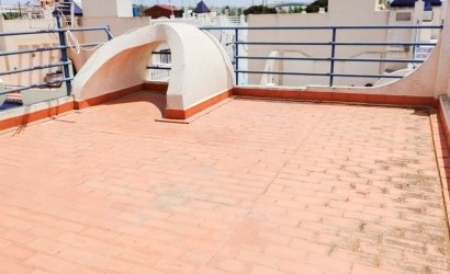 Herverkoop - Herenhuis -
Torrevieja - La Siesta