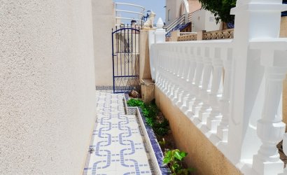 Herverkoop - Herenhuis -
Torrevieja - La Siesta