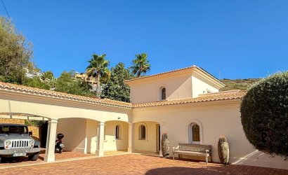 Resale - Villa -
Moraira - El Portet