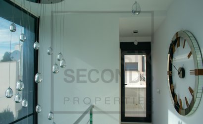 Herverkoop - Villa -
San Miguel de Salinas - Urbanizaciones