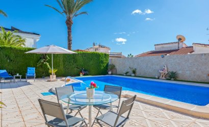 Herverkoop - Villa -
Ciudad Quesada