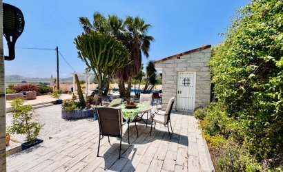 Resale - Villa -
Aspe