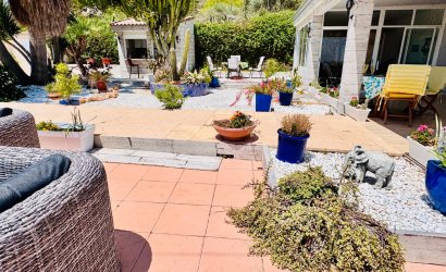 Resale - Villa -
Aspe