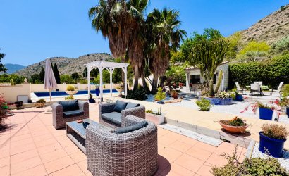 Resale - Villa -
Aspe