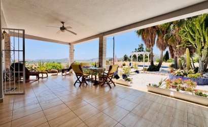 Resale - Villa -
Aspe