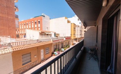 Herverkoop - Apartment -
Torrevieja - La Mata