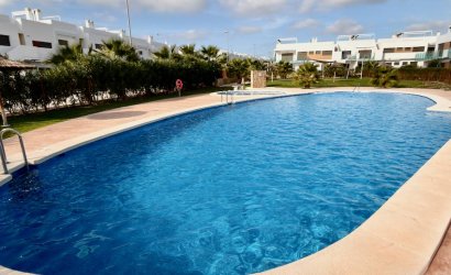 Herverkoop - Apartment -
Orihuela - Vistabella