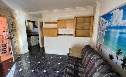 Herverkoop - Apartment -
Torrevieja - La Mata