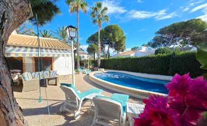 Herverkoop - Villa * -
Orihuela Costa - Cabo Roig *