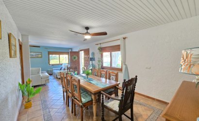 Herverkoop - Villa * -
Orihuela Costa - Cabo Roig *