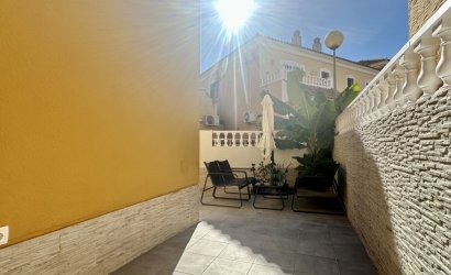 Revente - Maison de ville -
Orihuela Costa - La Florida