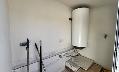 Herverkoop - Herenhuis -
Torrevieja - Los Balcones