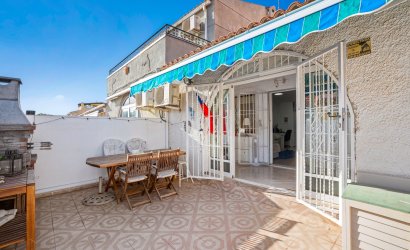 Resale - Townhouse -
Torrevieja - La Siesta