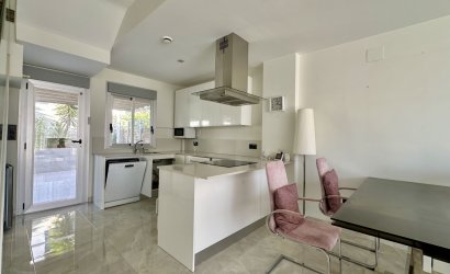 Reventa - Villa -
Orihuela Costa - Lomas De Cabo Roig