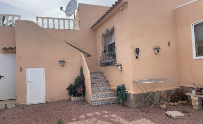 Reventa - Adosado -
Orihuela Costa - La Florida