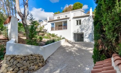 Revente - Villa -
Altea