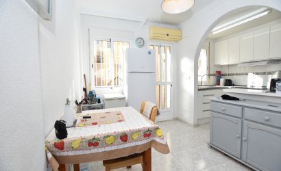 Herverkoop - Herenhuis -
Algorfa - Montemar