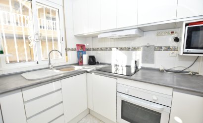 Herverkoop - Herenhuis -
Algorfa - Montemar