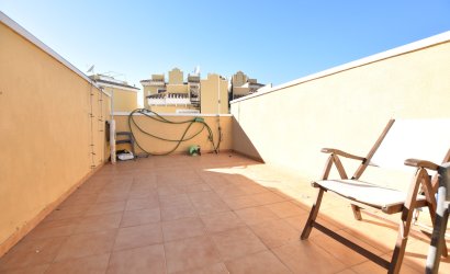 Herverkoop - Herenhuis -
Algorfa - Montemar