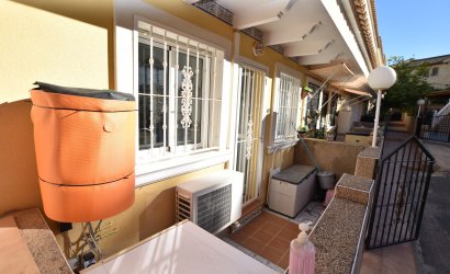 Herverkoop - Herenhuis -
Algorfa - Montemar