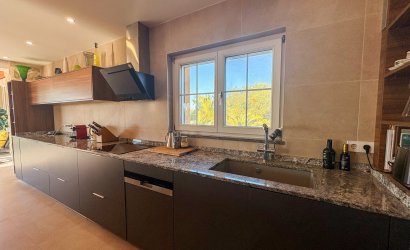 Resale - Villa -
Elche - Las Bayas