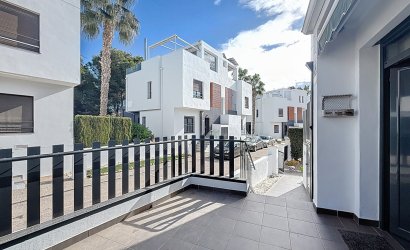Reventa - Villa -
Orihuela Costa - Villamartín