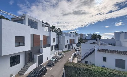 Reventa - Villa -
Orihuela Costa - Villamartín