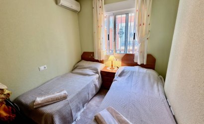 Herverkoop - Villa -
Guardamar del Segura - El Raso