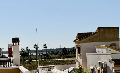 Herverkoop - Villa -
Guardamar del Segura - El Raso