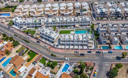 Resale - Townhouse -
Torrevieja