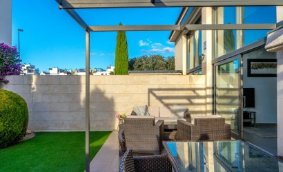 Resale - Villa -
Villamartín - Los Dolses