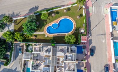 Resale - Townhouse -
Orihuela Costa - Villamartín