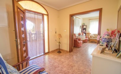 Herverkoop - Country House -
Albatera