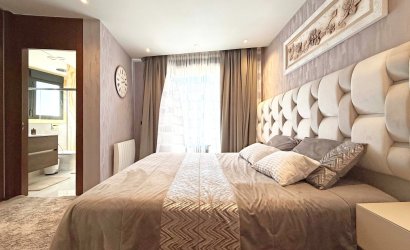 Herverkoop - Villa -
Orihuela Costa - Villamartín