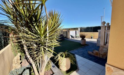 Herverkoop - Villa -
Guardamar del Segura - El Raso