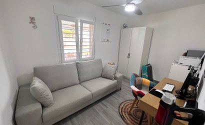 Herverkoop - Country House -
Elche - La Marina